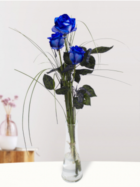 Drie blauwe rozen inclusief vaasje