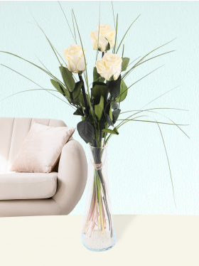 Drie witte long life rozen inclusief vaasje