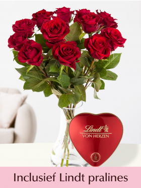 Rode rozen voor Valentijnsdag met Lindt pralines