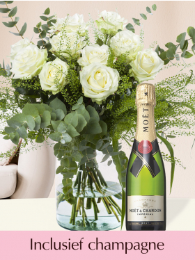Witte rozen met eucalyptus en Moët & Chandon champagne Brut 0,375l